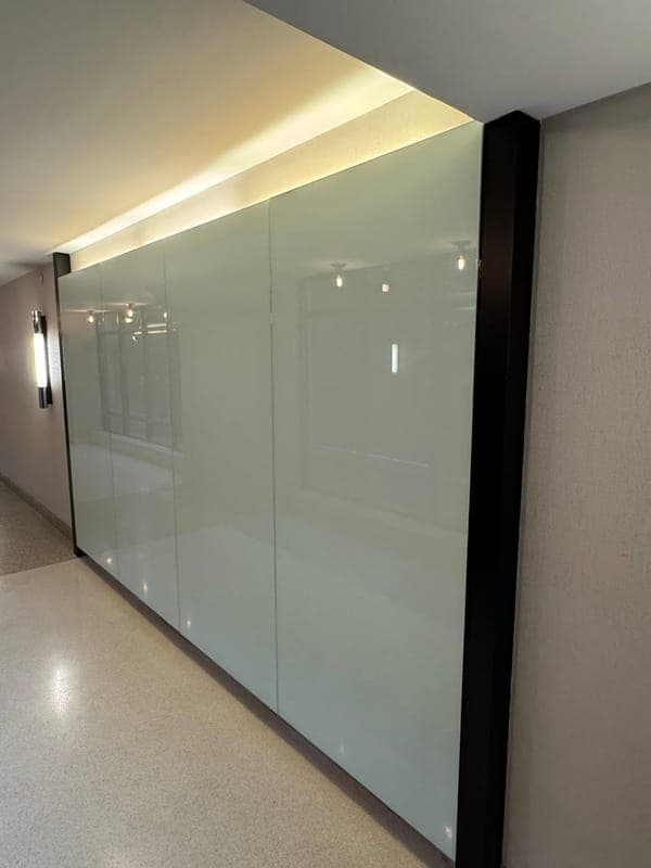 Office glass partition walls